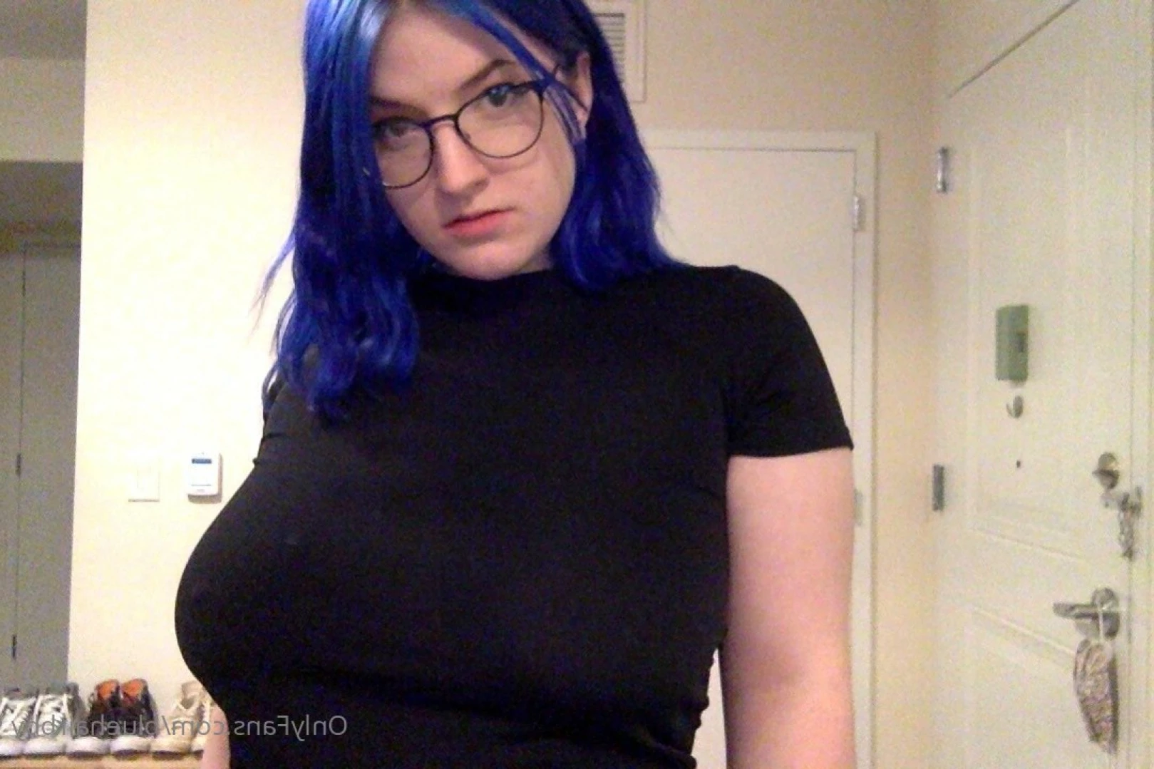 ❄️💙 Blue 💙❄️ [ bluehairbby ] Onlyfans leaked photo 16080887 on Hotleaks.tv