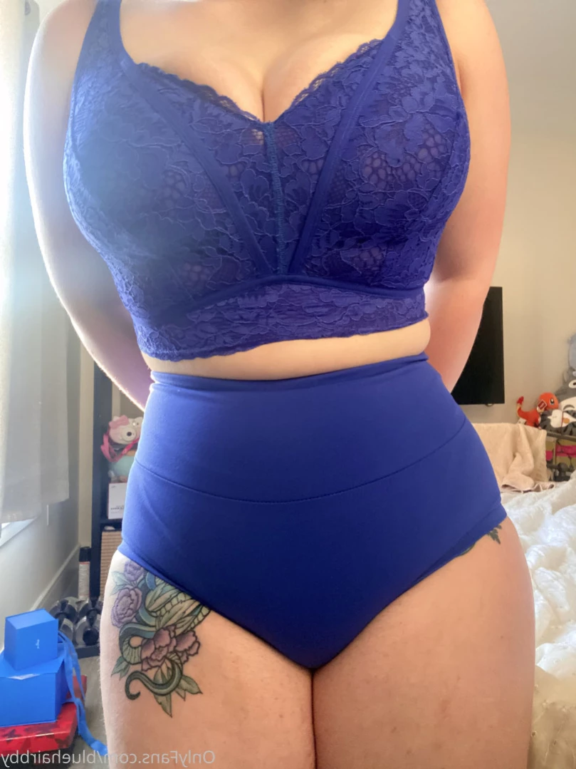 ❄️💙 Blue 💙❄️ [ bluehairbby ] Onlyfans leaked photo 16130257 on Hotleaks.tv