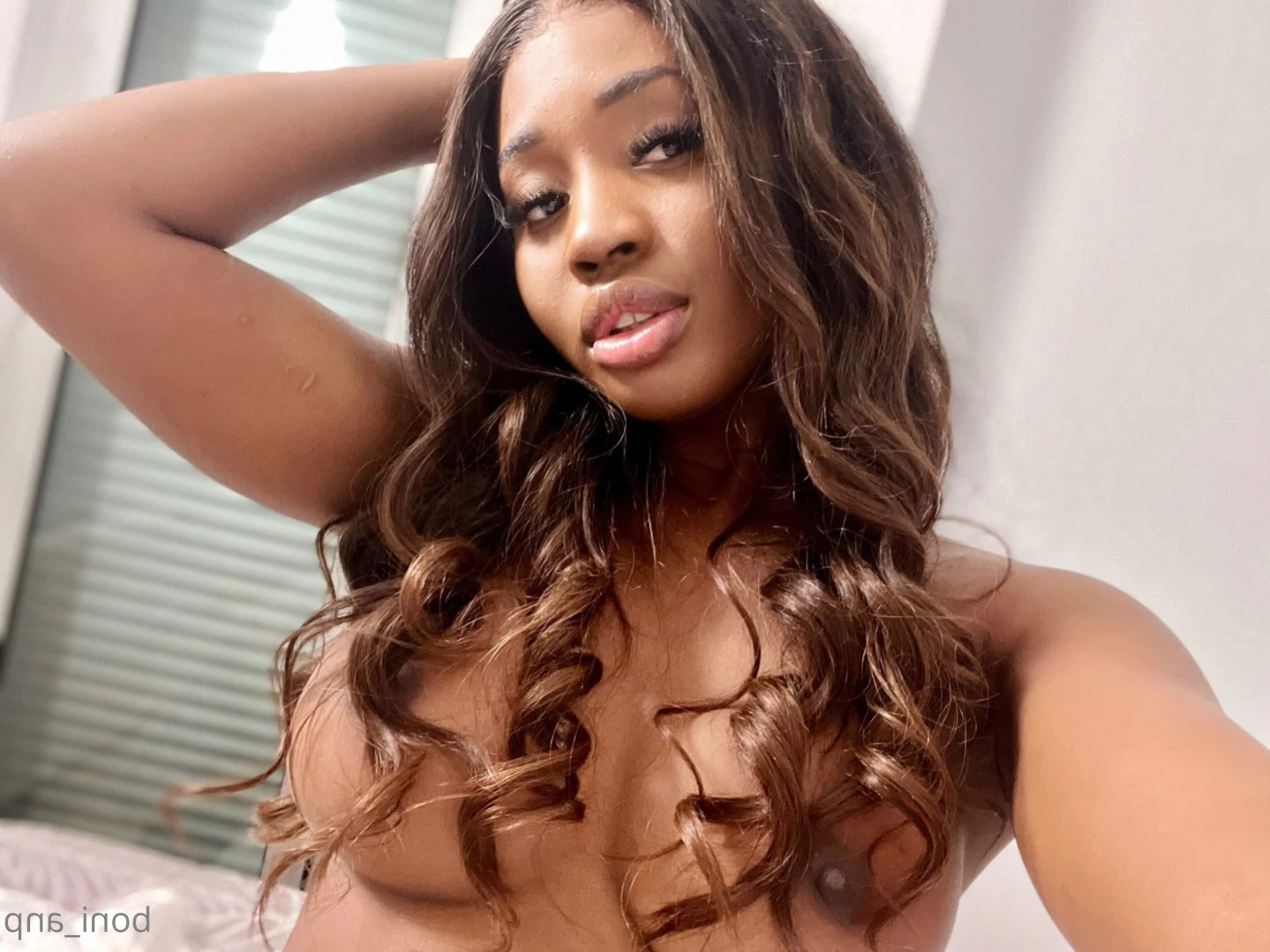 𝑩𝑶𝑵𝑰, 𝑺𝑬𝑿𝑻𝑰𝑵𝑮 𝑸𝑼𝑬𝑬𝑵 🔞👸🏽🍫 [ boni_anp ] Onlyfans leaked photo 12514642 on Hotleaks.tv