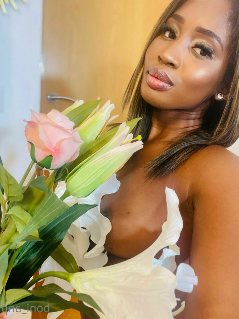 𝑩𝑶𝑵𝑰, 𝑺𝑬𝑿𝑻𝑰𝑵𝑮 𝑸𝑼𝑬𝑬𝑵 🔞👸🏽🍫 [ boni_anp ] Onlyfans leaked photo 12811255 on Hotleaks.tv