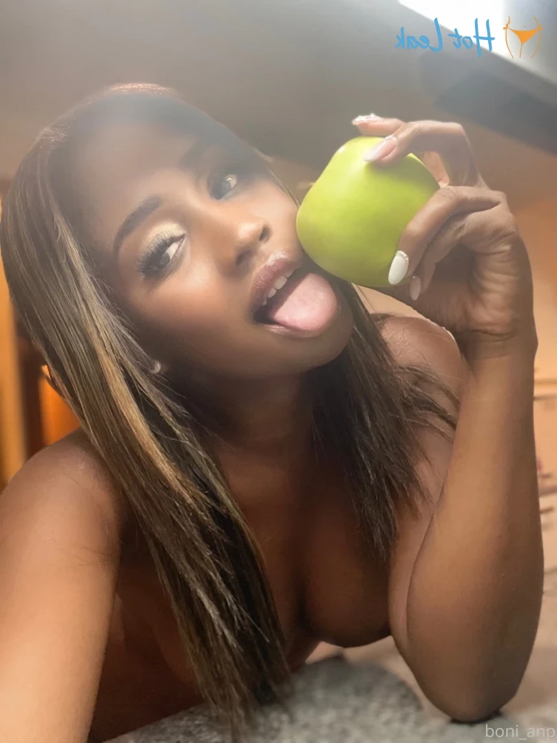𝑩𝑶𝑵𝑰, 𝑺𝑬𝑿𝑻𝑰𝑵𝑮 𝑸𝑼𝑬𝑬𝑵 🔞👸🏽🍫 [ boni_anp ] Onlyfans leaked photo 14486626 on Hotleaks.tv
