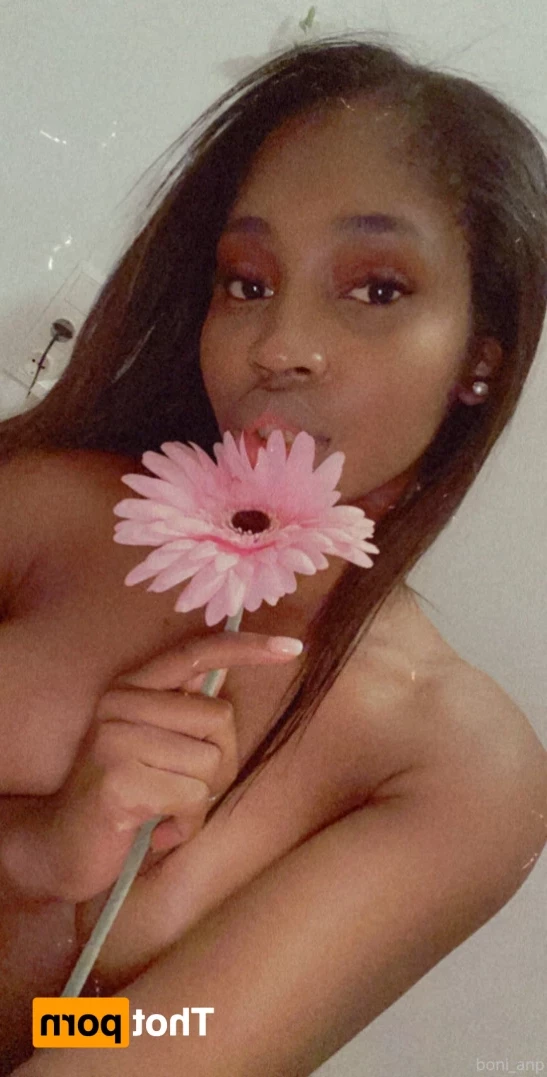 𝑩𝑶𝑵𝑰, 𝑺𝑬𝑿𝑻𝑰𝑵𝑮 𝑸𝑼𝑬𝑬𝑵 🔞👸🏽🍫 [ boni_anp ] Onlyfans leaked photo 14486789 on Hotleaks.tv