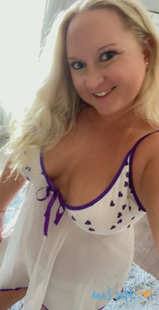 Sexting open☀️ Bouncy Britney [ bouncybritney1 ] Onlyfans leaked photo 13168553 on Hotleaks.tv