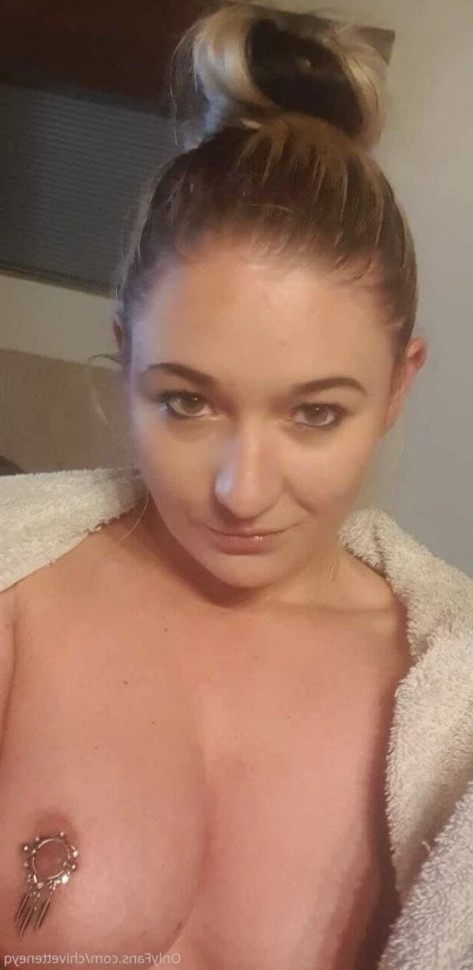 Neyq [ chivetteneyq ] Onlyfans leaked photo 248875 on Hotleaks.tv