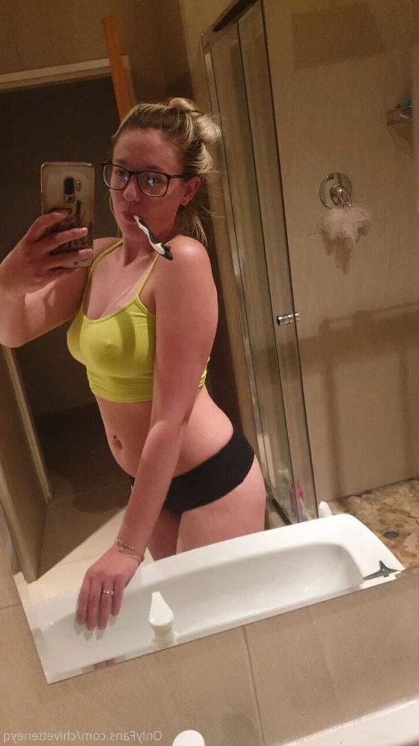 Neyq [ chivetteneyq ] Onlyfans leaked photo 249701 on Hotleaks.tv