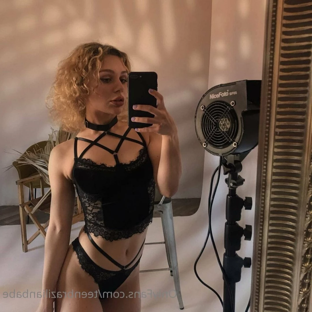 Brazilian Baby [ brazilianbabe18 ] Onlyfans leaked photo 4395244 on Hotleaks.tv