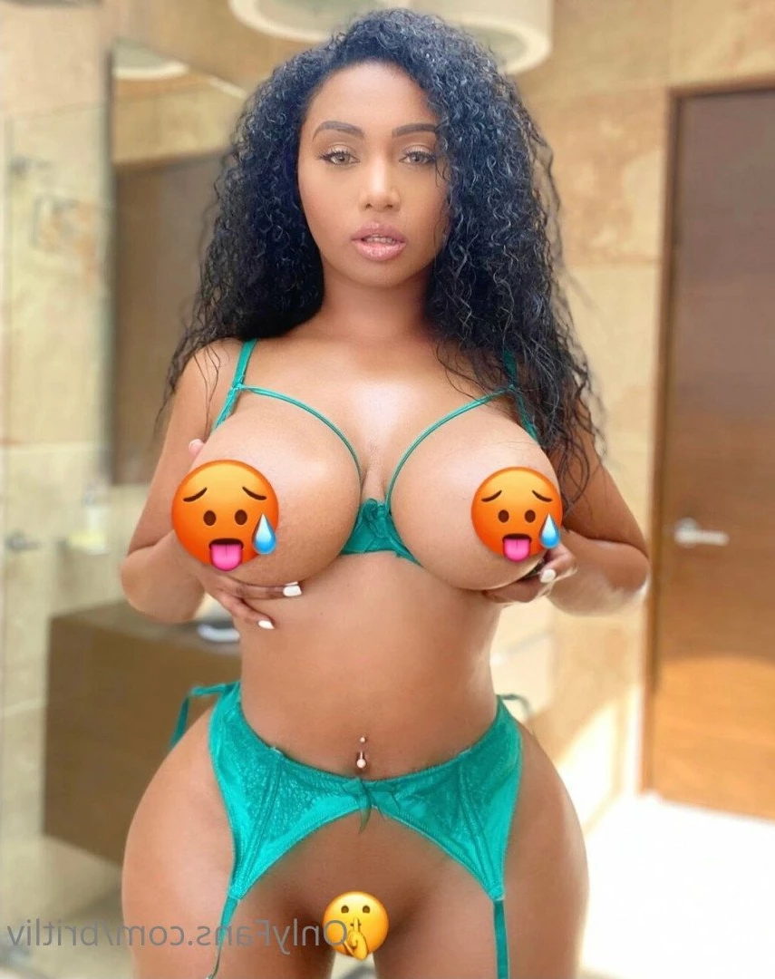 British Liv [ britliv ] Onlyfans leaked photo 3585922 on Hotleaks.tv