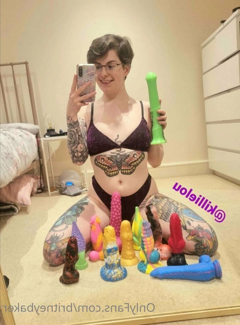 💕Adorable Nerd [ britneybaker ] Onlyfans leaked photo 3582928 on Hotleaks.tv