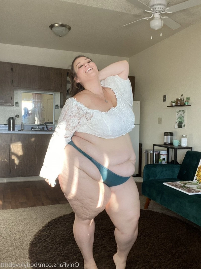 GOD Brittney Love Bliss [ godbrittlovebliss ] Onlyfans leaked photo 3495321 on Hotleaks.tv