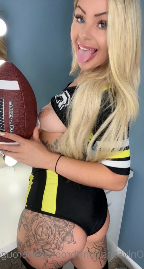 𝗕𝗥𝗢𝗢𝗞𝗘 ❤️’𝘀 𝗗𝗔𝗗𝗦 [ brookegonerouge ] Onlyfans leaked photo 11663461 on Hotleaks.tv