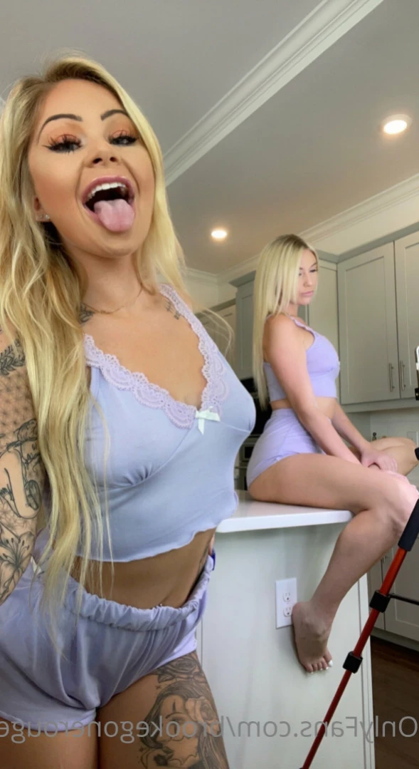 𝗕𝗥𝗢𝗢𝗞𝗘 ❤️’𝘀 𝗗𝗔𝗗𝗦 [ brookegonerouge ] Onlyfans leaked photo 11665598 on Hotleaks.tv
