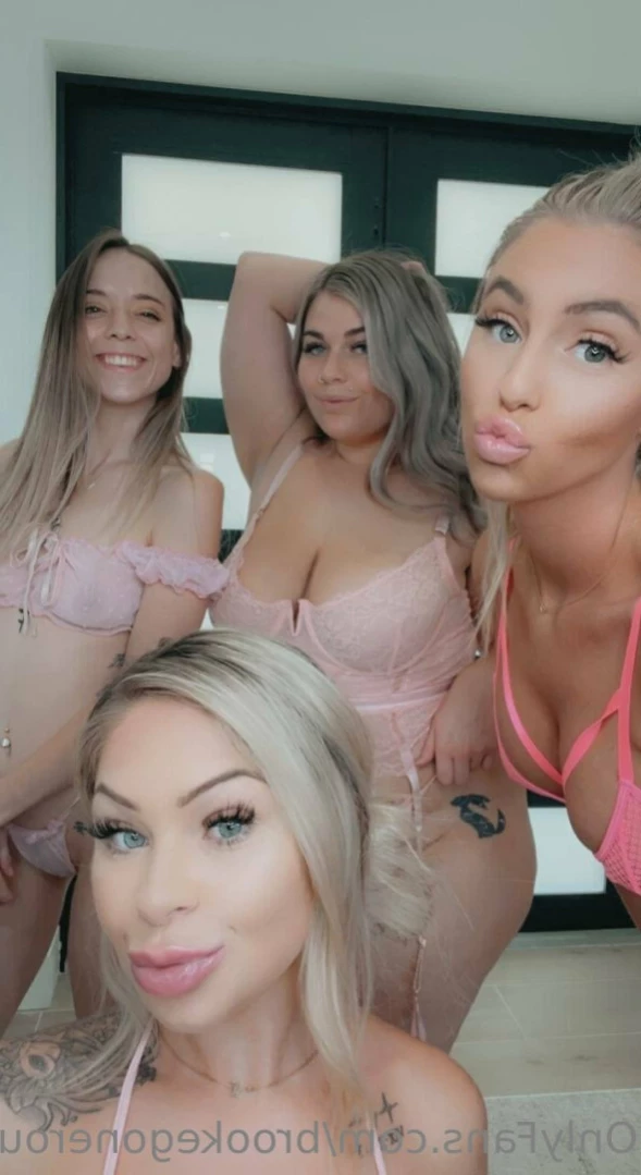 𝗕𝗥𝗢𝗢𝗞𝗘 ❤️’𝘀 𝗗𝗔𝗗𝗦 [ brookegonerouge ] Onlyfans leaked photo 11720064 on Hotleaks.tv