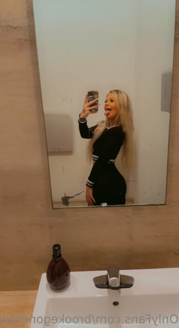 𝗕𝗥𝗢𝗢𝗞𝗘 ❤️’𝘀 𝗗𝗔𝗗𝗦 [ brookegonerouge ] Onlyfans leaked photo 12163911 on Hotleaks.tv