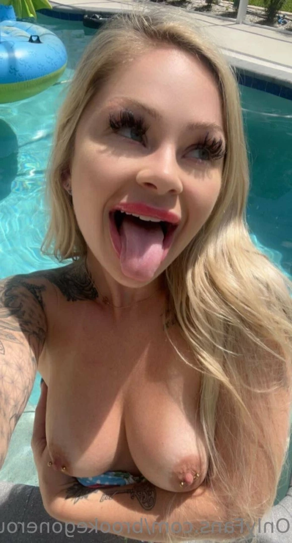 𝗕𝗥𝗢𝗢𝗞𝗘 ❤️’𝘀 𝗗𝗔𝗗𝗦 [ brookegonerouge ] Onlyfans leaked photo 16304157 on Hotleaks.tv