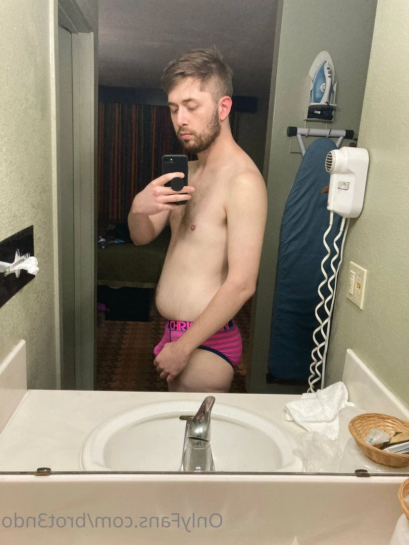 Brotendo [ brot3ndo ] Onlyfans leaked photo 3591578 on Hotleaks.tv