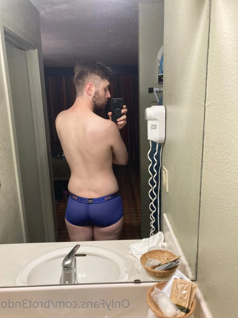Brotendo [ brot3ndo ] Onlyfans leaked photo 3591893 on Hotleaks.tv