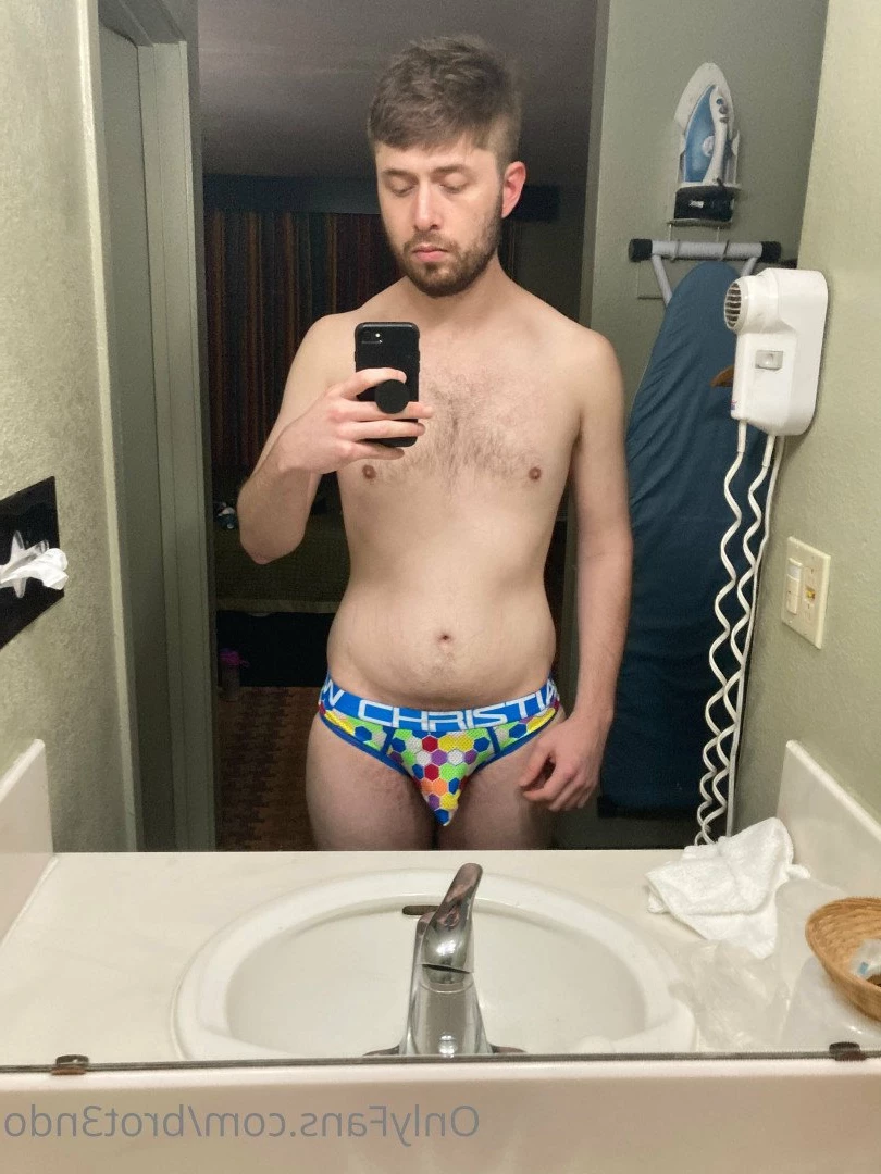 Brotendo [ brot3ndo ] Onlyfans leaked photo 3596507 on Hotleaks.tv