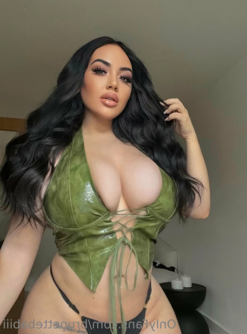 girl next door [ brunettebabiii ] Onlyfans leaked photo 11033858 on Hotleaks.tv