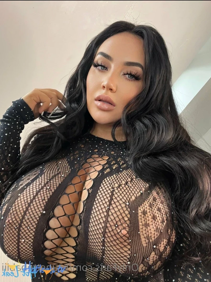 girl next door [ brunettebabiii ] Onlyfans leaked photo 11744166 on Hotleaks.tv