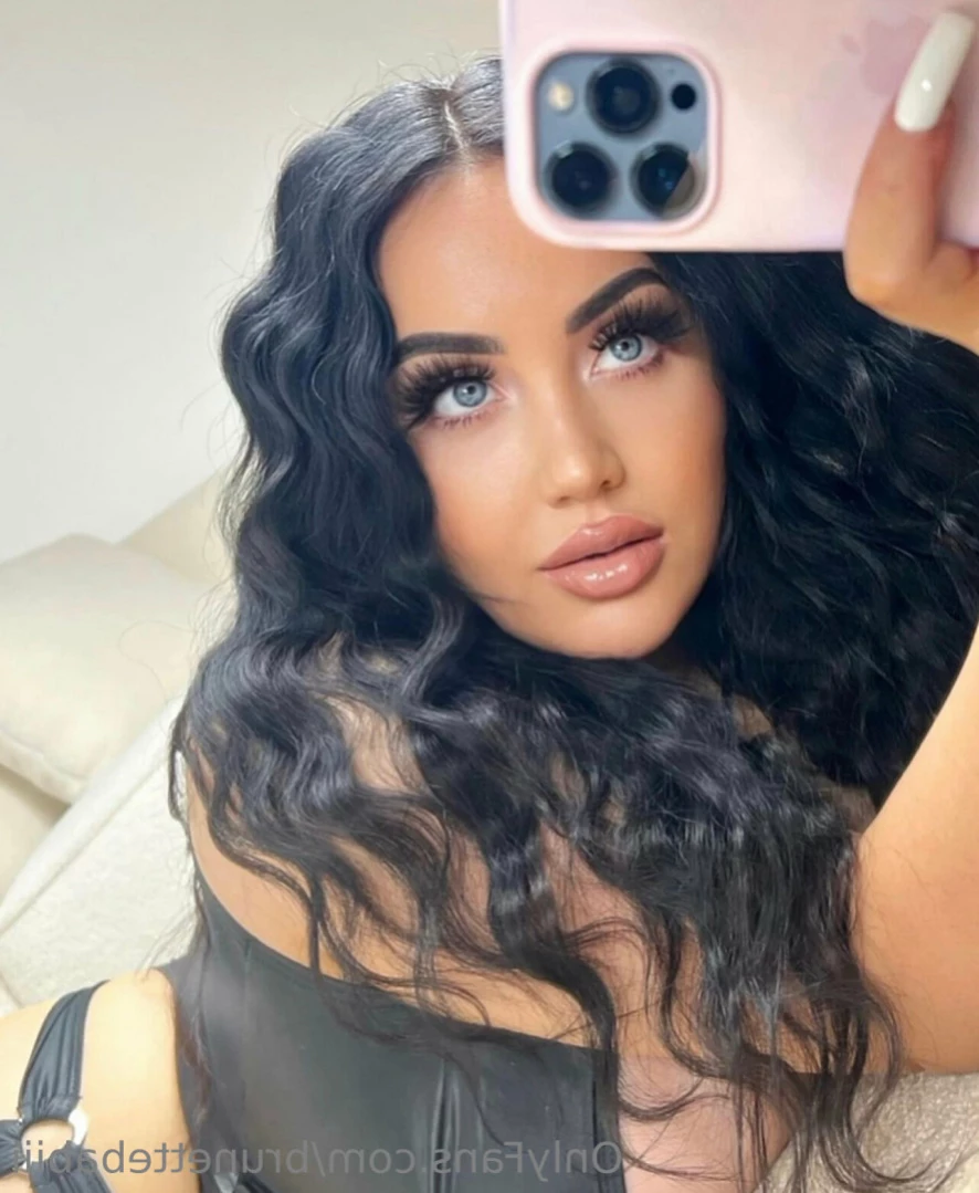 girl next door [ brunettebabiii ] Onlyfans leaked photo 12696613 on Hotleaks.tv