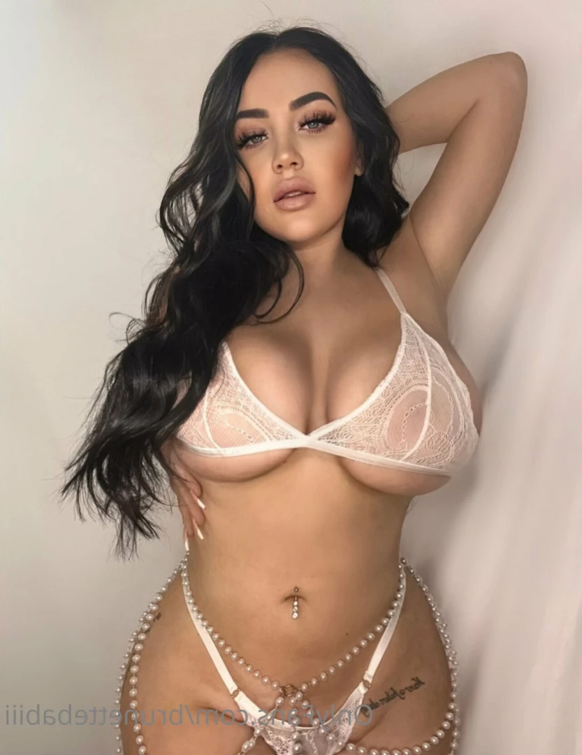 girl next door [ brunettebabiii ] Onlyfans leaked photo 14509553 on Hotleaks.tv