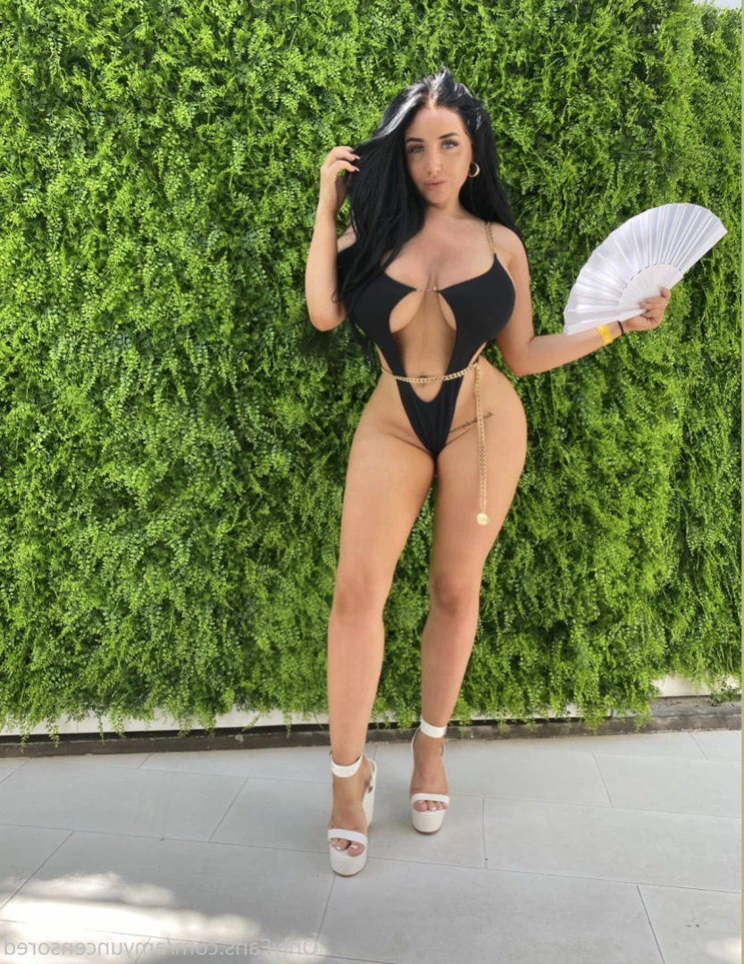 girl next door [ brunettebabiii ] Onlyfans leaked photo 14745416 on Hotleaks.tv