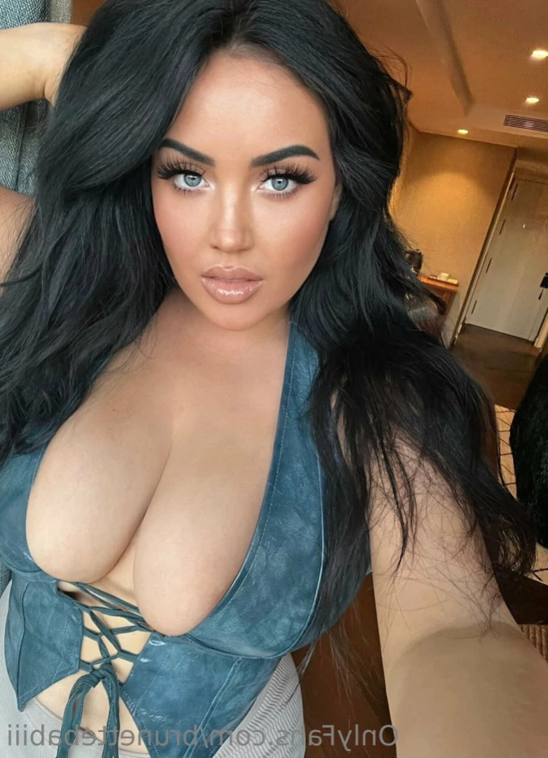 girl next door [ brunettebabiii ] Onlyfans leaked photo 14945601 on Hotleaks.tv