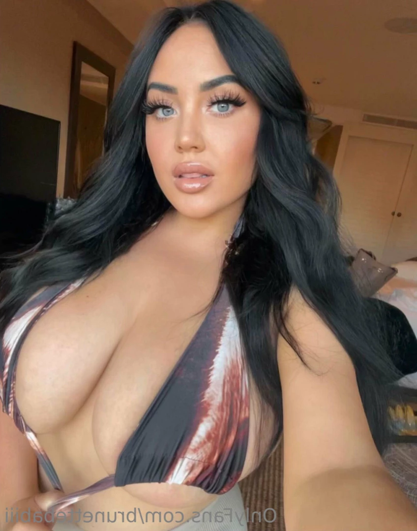 girl next door [ brunettebabiii ] Onlyfans leaked photo 15672931 on Hotleaks.tv