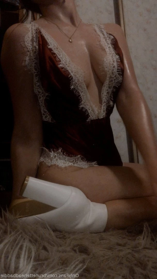 𝙔𝙤𝙪𝙧 𝙛𝙖𝙫𝙤𝙧𝙞𝙩𝙚 𝙗𝙧𝙪𝙣𝙚𝙩𝙩𝙚 𝙝𝙚𝙖𝙙 💠 Alexandra [ brunetteheadbaddie ] Onlyfans leaked photo 3631501 on Hotleaks.tv
