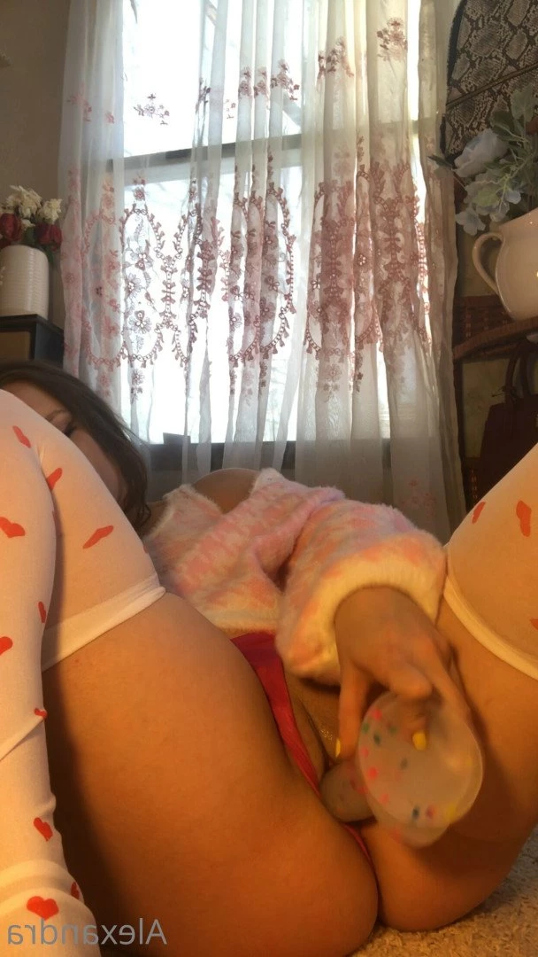 𝙔𝙤𝙪𝙧 𝙛𝙖𝙫𝙤𝙧𝙞𝙩𝙚 𝙗𝙧𝙪𝙣𝙚𝙩𝙩𝙚 𝙝𝙚𝙖𝙙 💠 Alexandra [ brunetteheadbaddie ] Onlyfans leaked photo 3644939 on Hotleaks.tv
