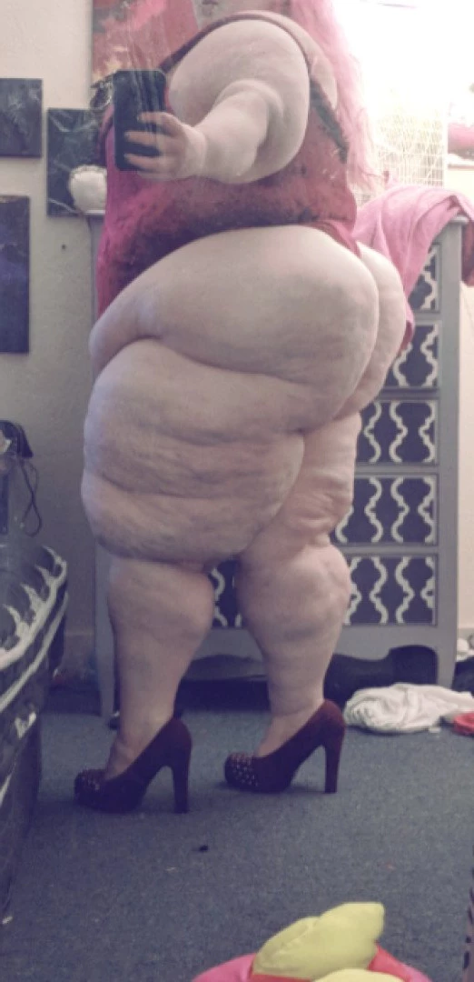 FAT WAIFU [ bubblybooty ] Onlyfans leaked photo 3661475 on Hotleaks.tv