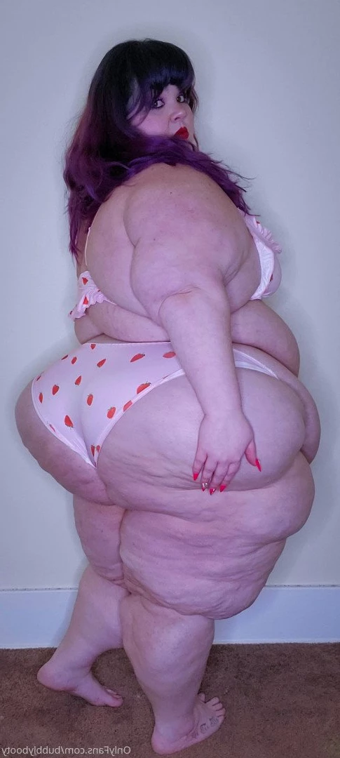 FAT WAIFU [ bubblybooty ] Onlyfans leaked photo 3679311 on Hotleaks.tv