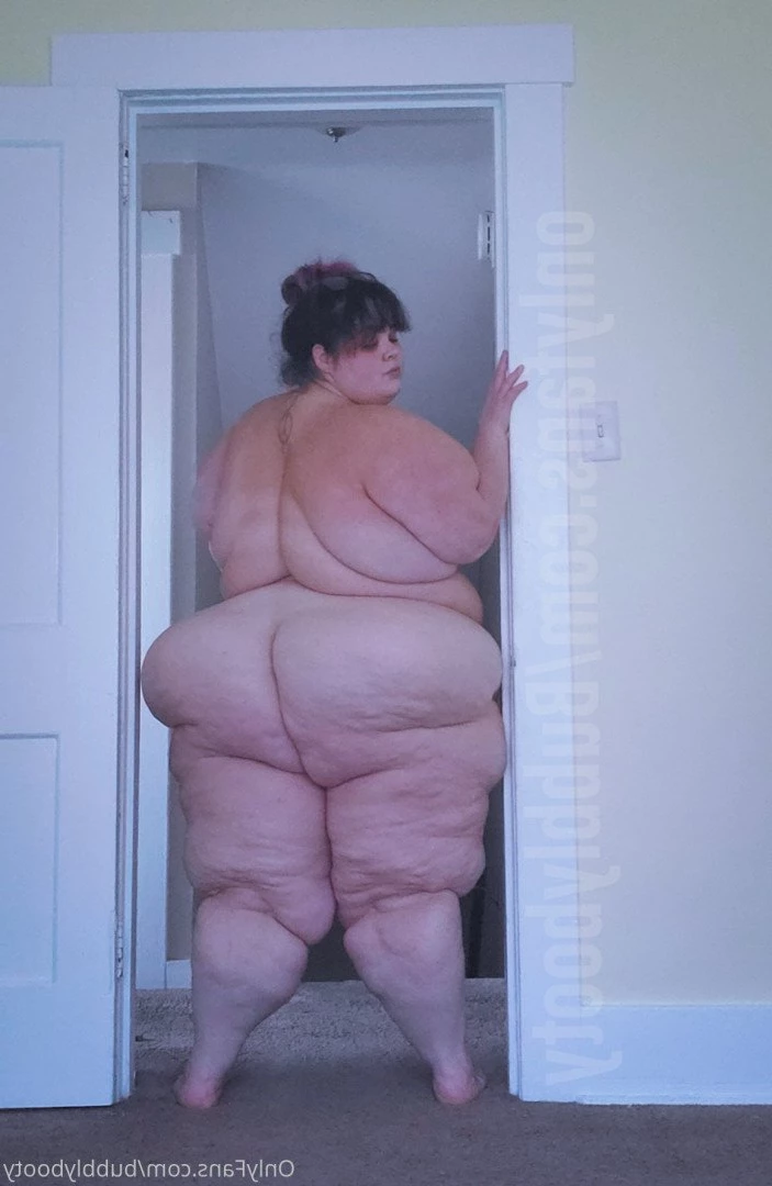FAT WAIFU [ bubblybooty ] Onlyfans leaked photo 3683643 on Hotleaks.tv