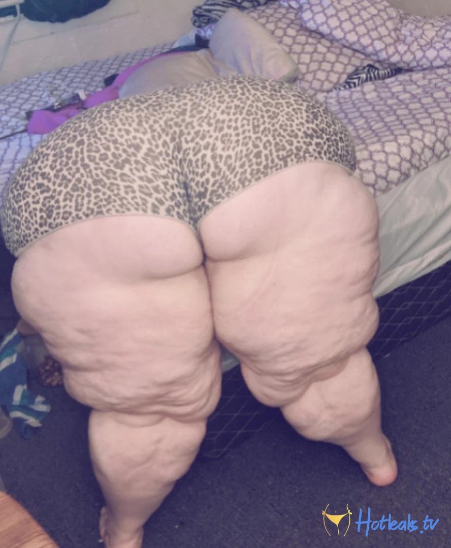 FAT WAIFU [ bubblybooty ] Onlyfans leaked photo 3731230 on Hotleaks.tv