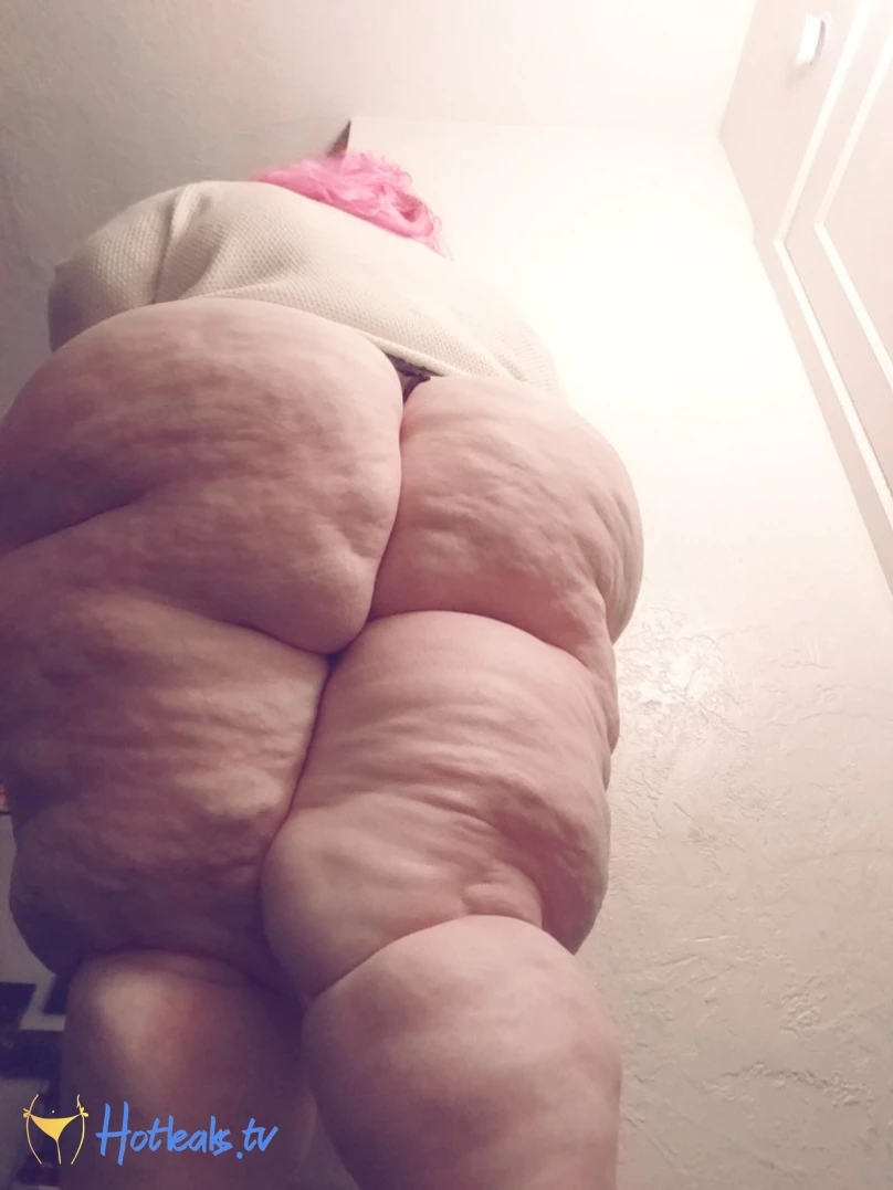 FAT WAIFU [ bubblybooty ] Onlyfans leaked photo 3763572 on Hotleaks.tv