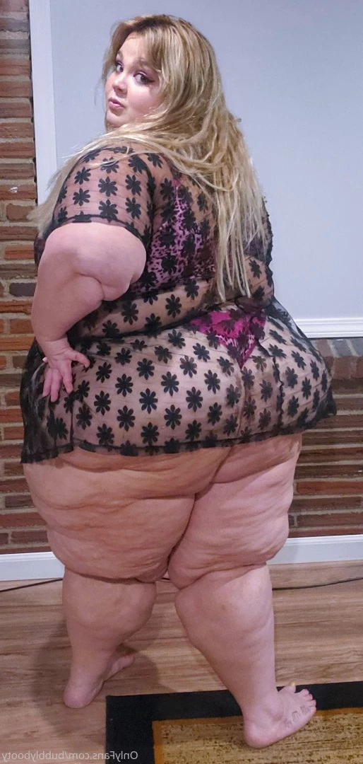 FAT WAIFU [ bubblybooty ] Onlyfans leaked photo 3815519 on Hotleaks.tv