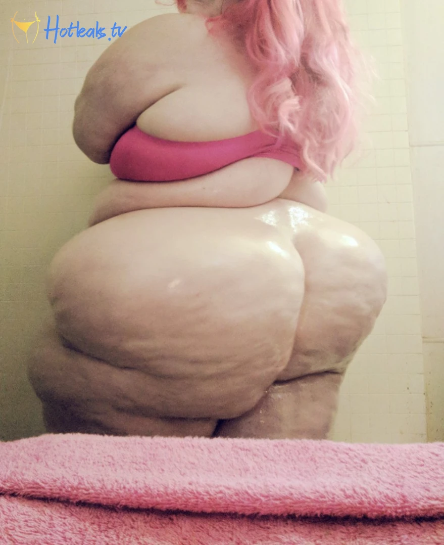 FAT WAIFU [ bubblybooty ] Onlyfans leaked photo 3817865 on Hotleaks.tv