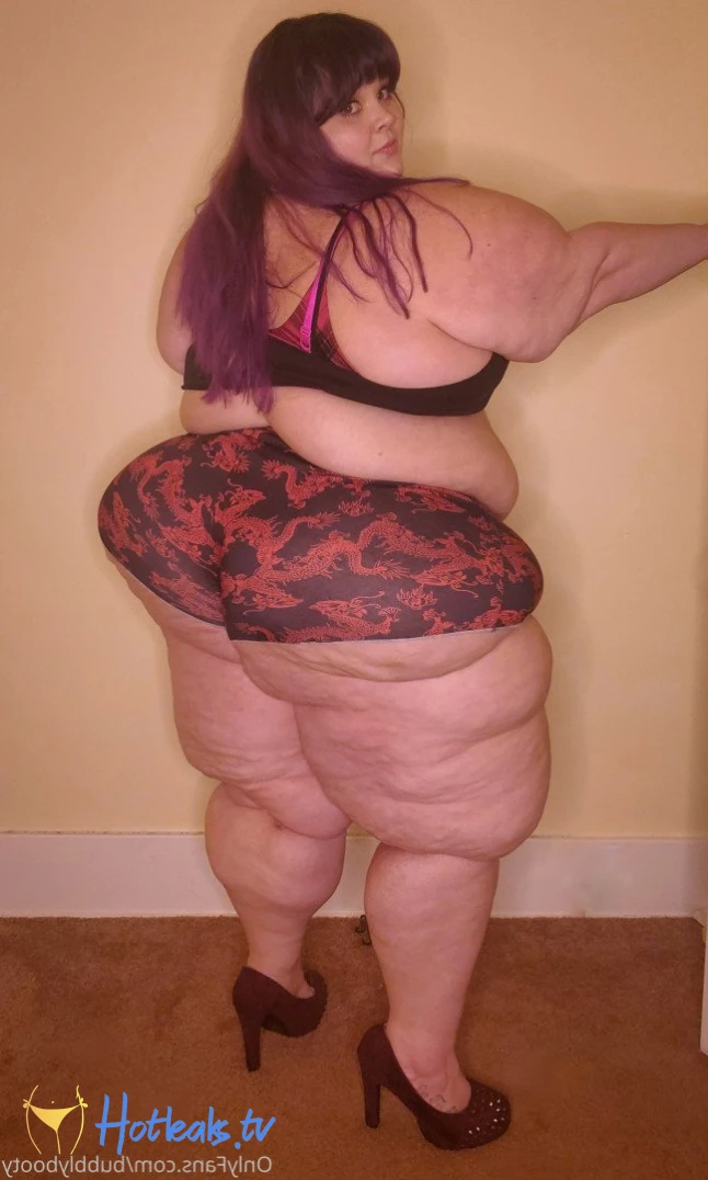 FAT WAIFU [ bubblybooty ] Onlyfans leaked photo 3841118 on Hotleaks.tv