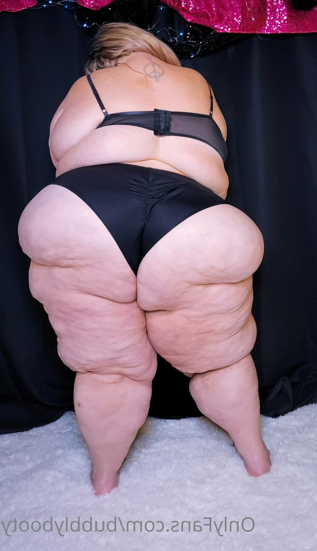FAT WAIFU [ bubblybooty ] Onlyfans leaked photo 6429374 on Hotleaks.tv
