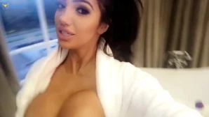 Chloe Khan [ chloekhan ] Onlyfans leaked video 9630413 on Hotleaks.tv