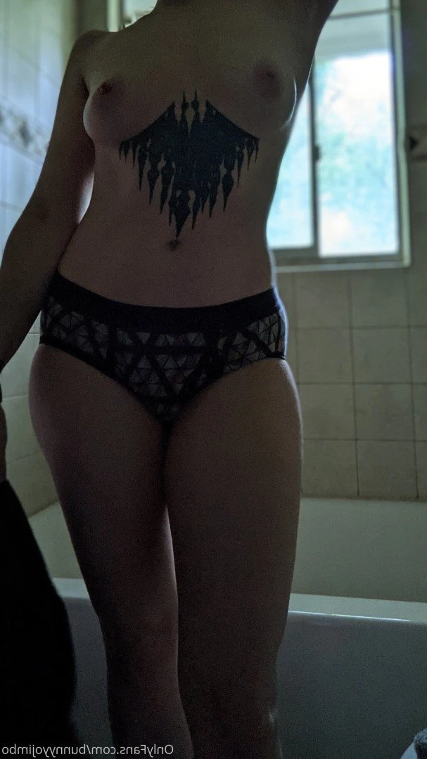 Bunny [ bunnyyojimbo ] Onlyfans leaked photo 3740905 on Hotleaks.tv