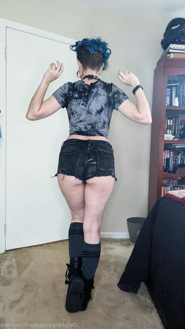 Bunny [ bunnyyojimbo ] Onlyfans leaked photo 3763716 on Hotleaks.tv