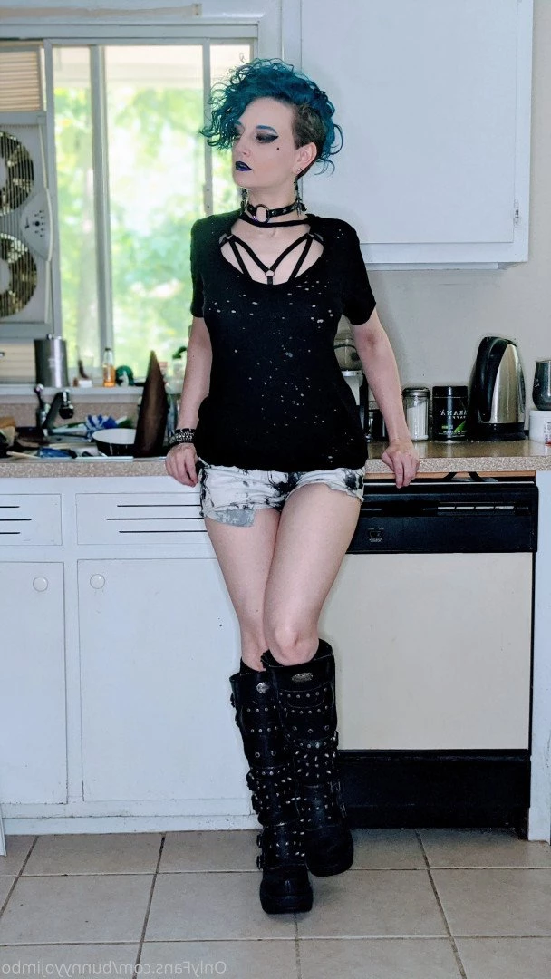 Bunny [ bunnyyojimbo ] Onlyfans leaked photo 3884628 on Hotleaks.tv