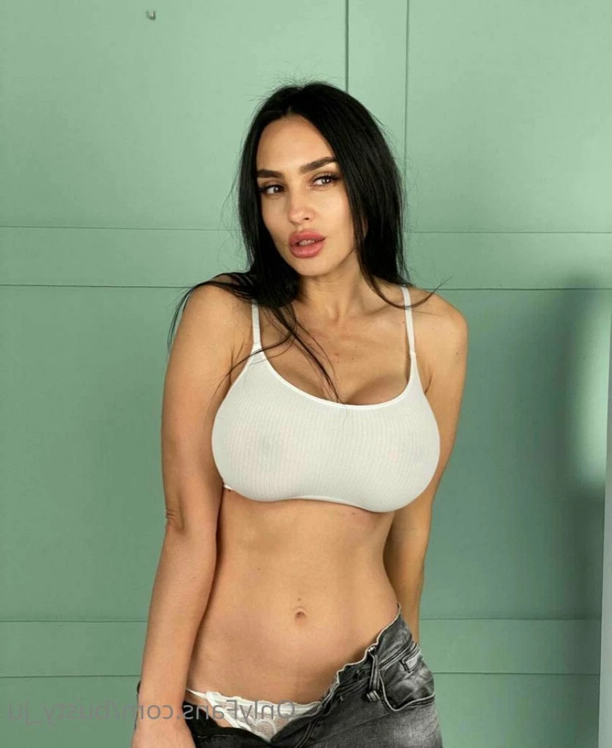 🍒Julia🍒 natural goddess 🎀 [ busty_ju ] Onlyfans leaked photo 3538607 on Hotleaks.tv