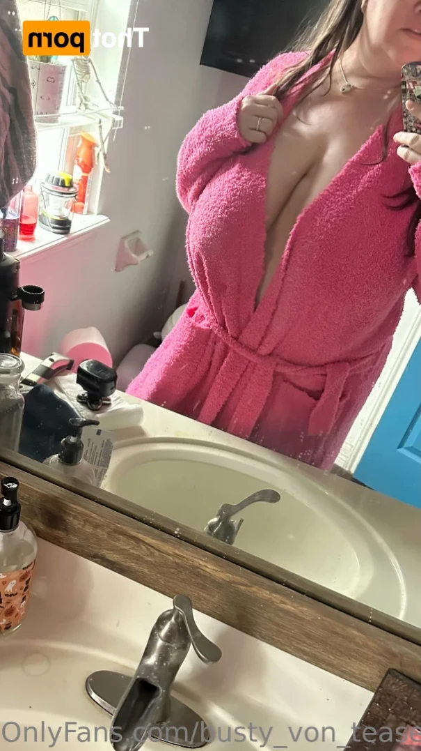 Busty Von Tease [ busty_von_tease ] Onlyfans leaked photo 14523147 on Hotleaks.tv