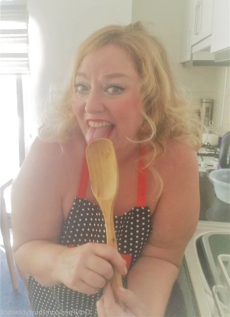Blonde British BBW Girlfriend [ bustybbwbrit ] Onlyfans leaked photo 3581007 on Hotleaks.tv