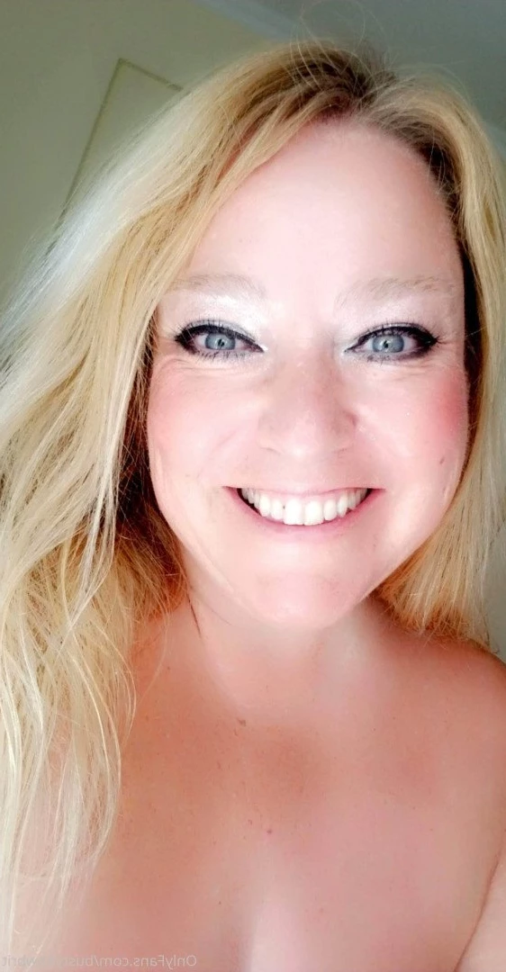 Blonde British BBW Girlfriend [ bustybbwbrit ] Onlyfans leaked photo 3585495 on Hotleaks.tv