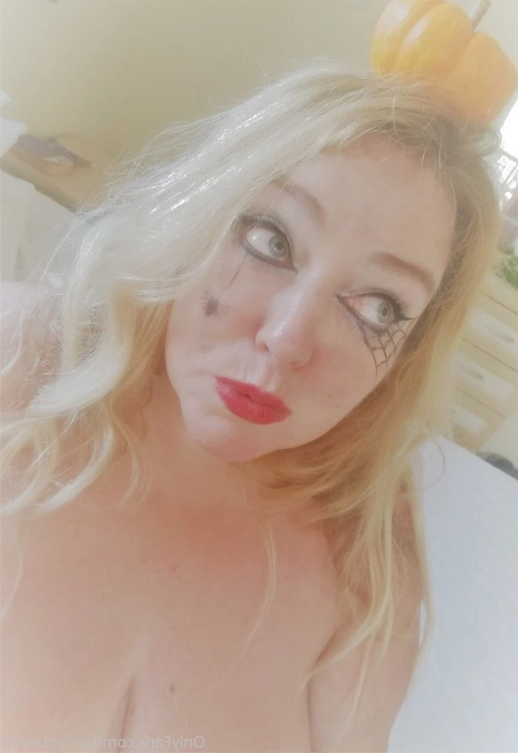 Blonde British BBW Girlfriend [ bustybbwbrit ] Onlyfans leaked photo 3597903 on Hotleaks.tv