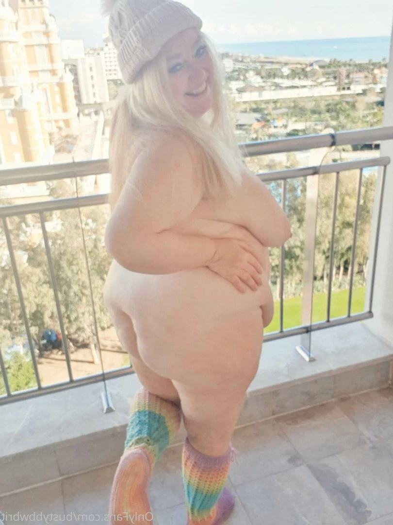 Blonde British BBW Girlfriend [ bustybbwbrit ] Onlyfans leaked photo 3598288 on Hotleaks.tv