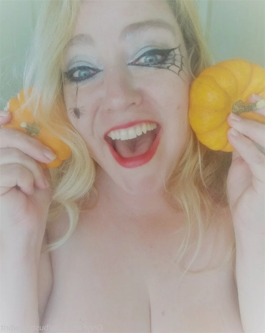 Blonde British BBW Girlfriend [ bustybbwbrit ] Onlyfans leaked photo 3600885 on Hotleaks.tv